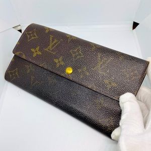 COPY - Louis Vuitton Long Monogram wallet authentic no smells just well used